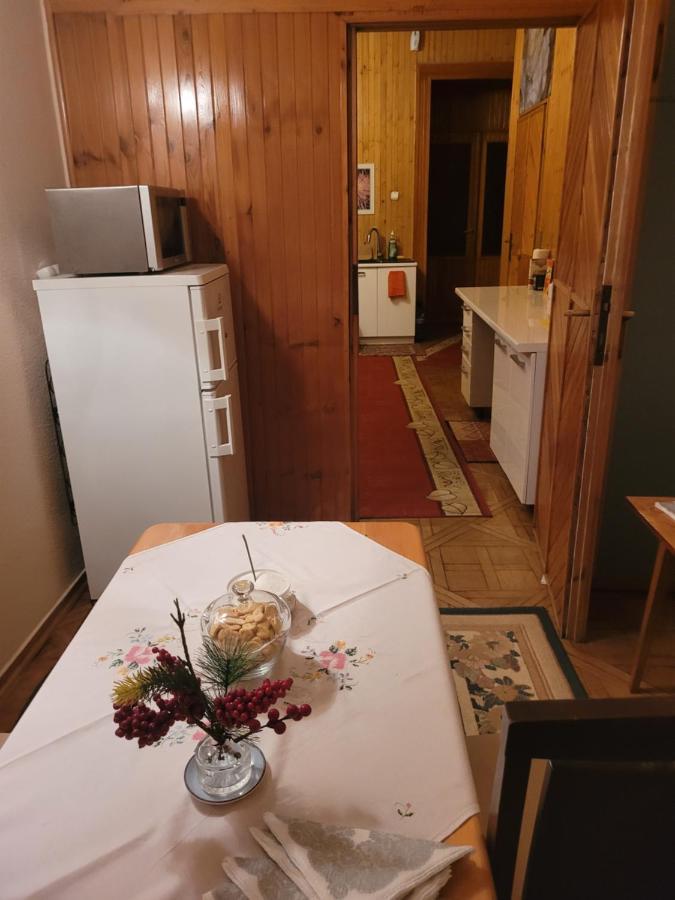 Pokoje Goscinne Victoria Cracovie Extérieur photo