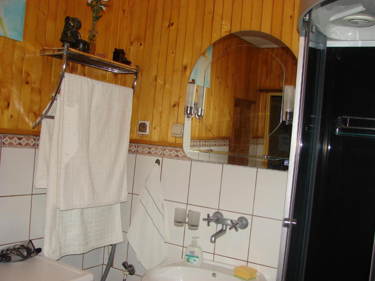 Pokoje Goscinne Victoria Cracovie Extérieur photo